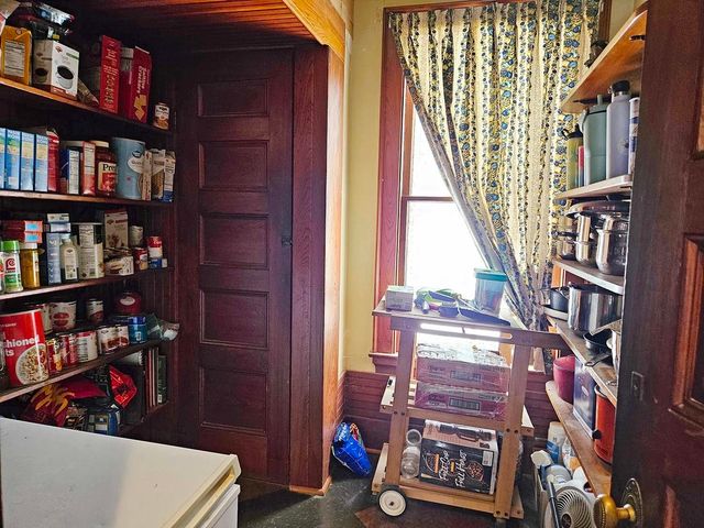 527 main Street, Enosburg, VT 05450