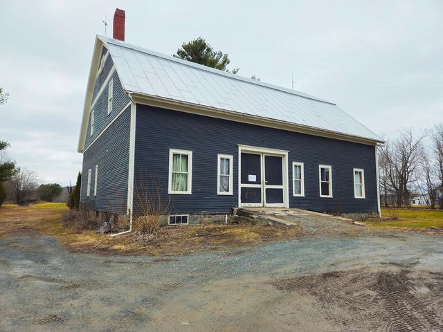 527 main Street, Enosburg, VT 05450