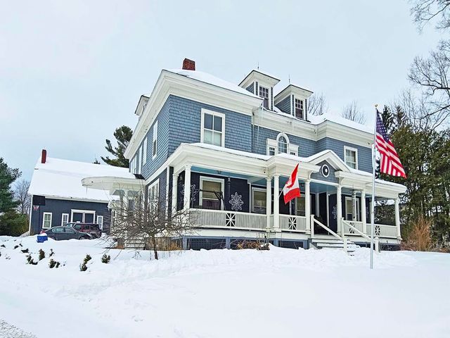 527 main Street, Enosburg, VT 05450