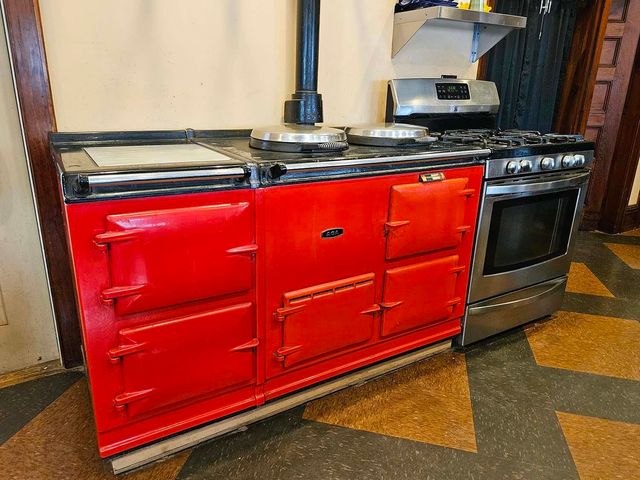 527 main Street, Enosburg, VT 05450