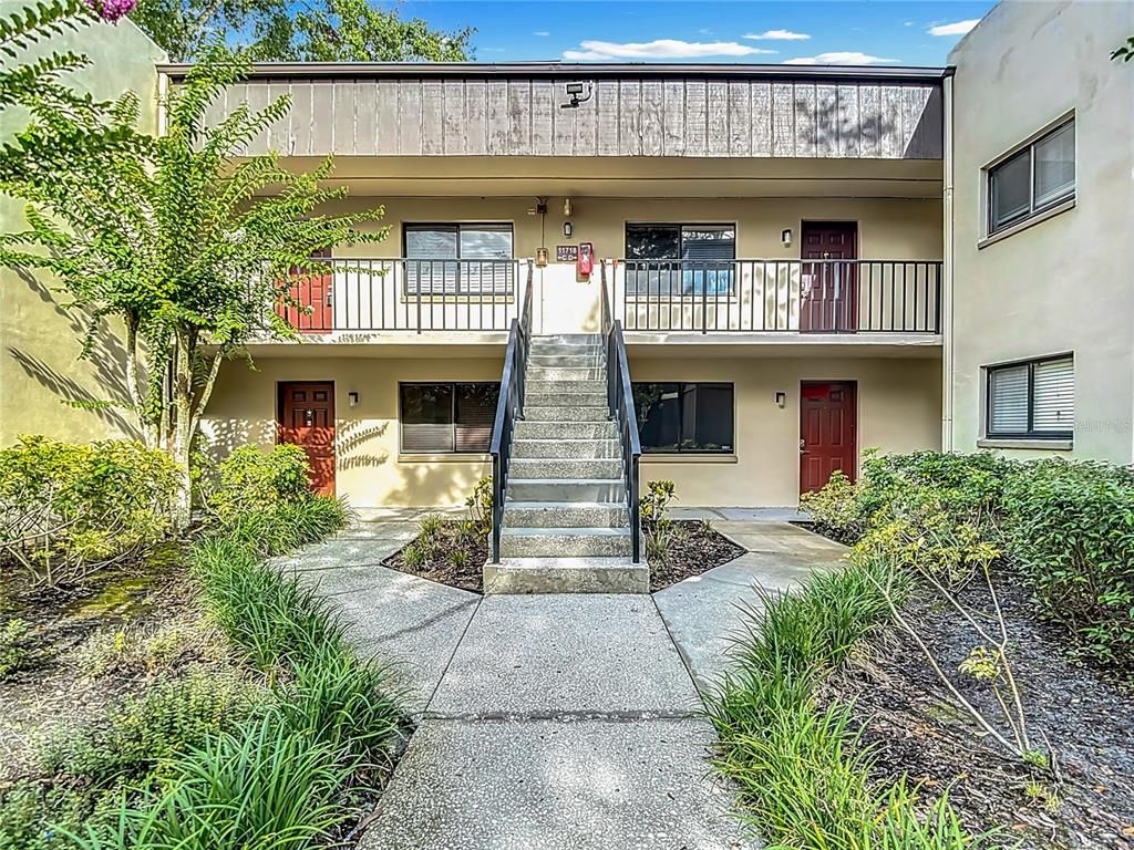 11718 RAINTREE VILLAGE BOULEVARD C, Temple Terrace, FL 33617