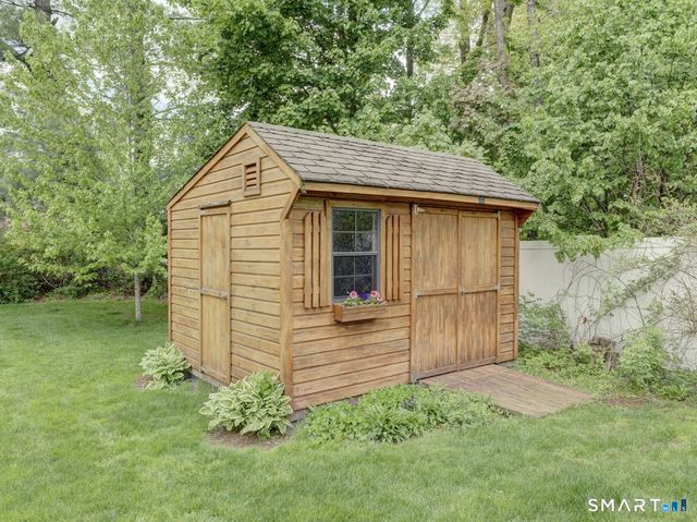 62 Butternut Circle, Wethersfield, CT 06109