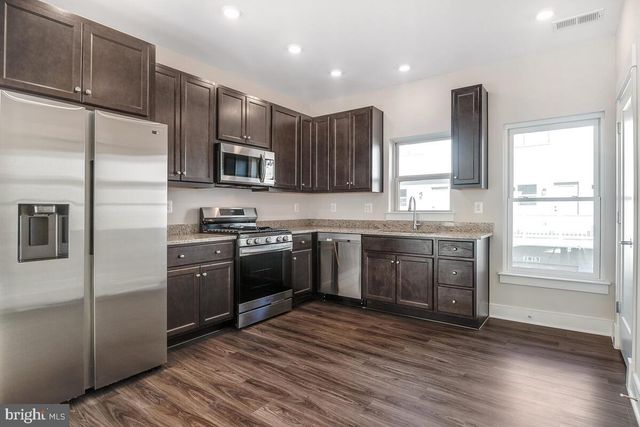 1003 SYCAMORE SE, Washington, DC 20032
