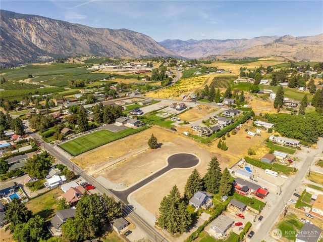 33 Indigo Lane, Manson, WA 98831