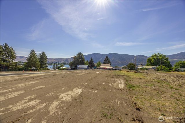 33 Indigo Lane, Manson, WA 98831