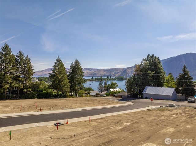 33 Indigo Lane, Manson, WA 98831