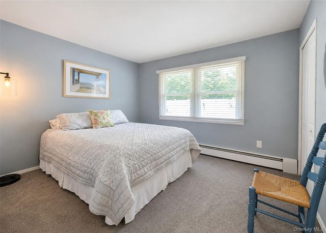 15 Seabrook Lane, Stony Brook, NY 11790