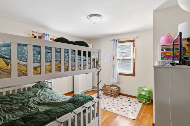 42 N Brook Rd, Springfield, MA 01119