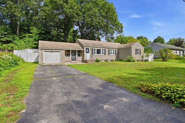 42 N Brook Rd, Springfield, MA 01119