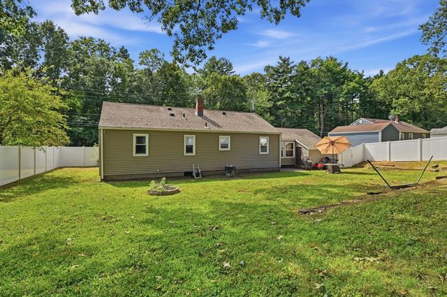 42 N Brook Rd, Springfield, MA 01119