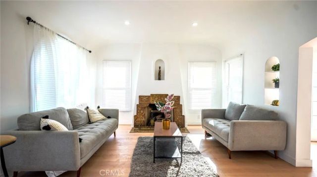 252 W Hardy, Inglewood, CA 90301