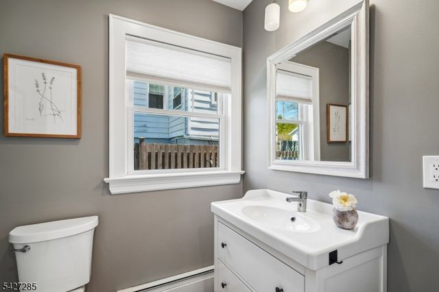 8 Newman Ave, Verona Twp., NJ 07044