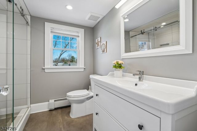 8 Newman Ave, Verona Twp., NJ 07044