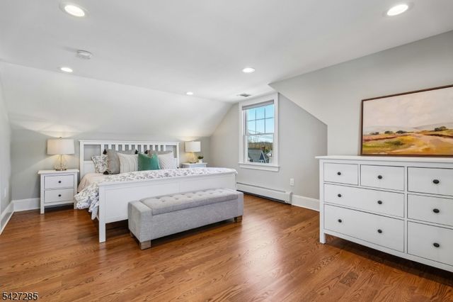 8 Newman Ave, Verona Twp., NJ 07044