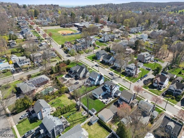 8 Newman Ave, Verona Twp., NJ 07044