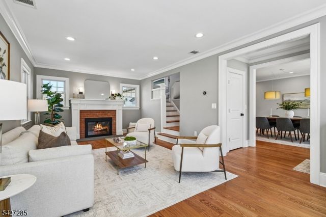 8 Newman Ave, Verona Twp., NJ 07044