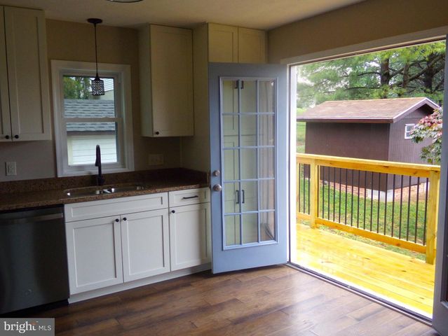 114 WOODYS PL, Winchester, VA 22602