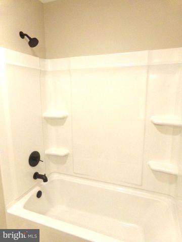 114 WOODYS PL, Winchester, VA 22602