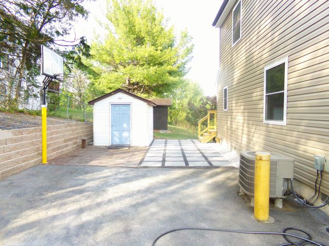 114 WOODYS PL, Winchester, VA 22602