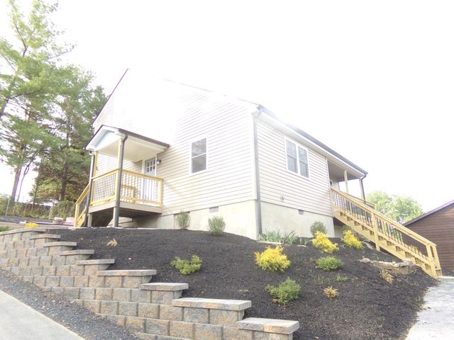 114 WOODYS PL, Winchester, VA 22602