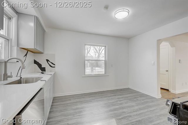 13680 Borgman Street, Oak Park, MI 48237