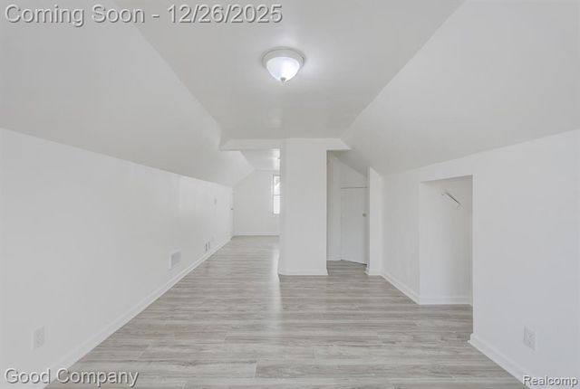 13680 Borgman Street, Oak Park, MI 48237