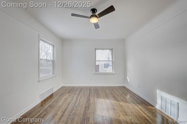 13680 Borgman Street, Oak Park, MI 48237