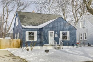 13680 Borgman Street, Oak Park, MI 48237