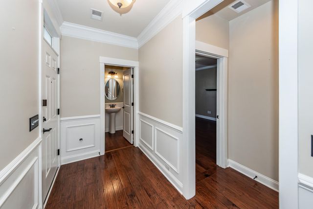 111 Hemlock Street, Summerville, SC 29483