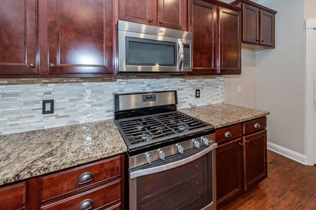 111 Hemlock Street, Summerville, SC 29483