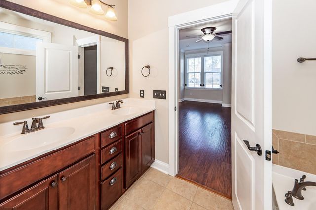 111 Hemlock Street, Summerville, SC 29483