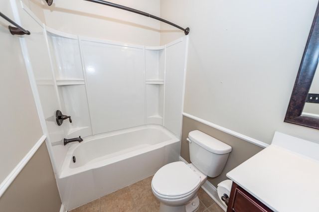 111 Hemlock Street, Summerville, SC 29483