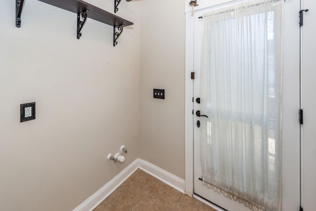 111 Hemlock Street, Summerville, SC 29483