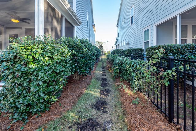 111 Hemlock Street, Summerville, SC 29483