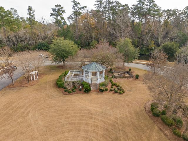 111 Hemlock Street, Summerville, SC 29483