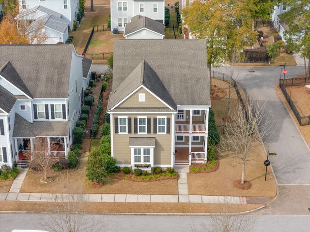 111 Hemlock Street, Summerville, SC 29483