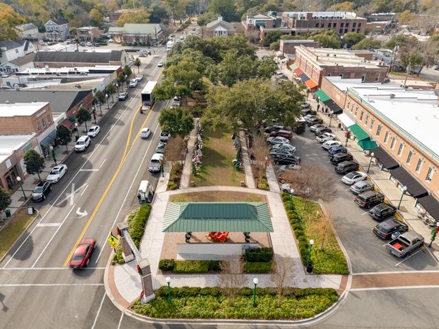 111 Hemlock Street, Summerville, SC 29483