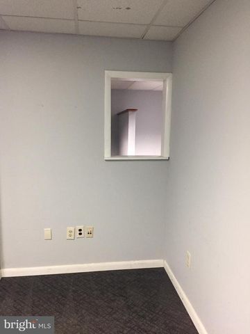 1905 SUPERFINE LN, Wilmington, DE 19802