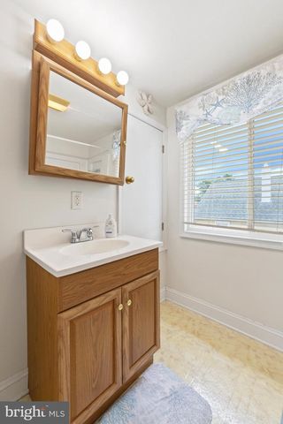 207 HANCE AVE, Linthicum Heights, MD 21090