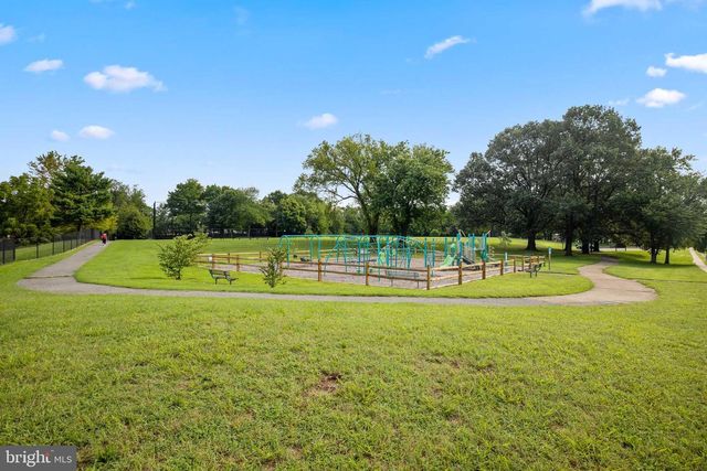 207 HANCE AVE, Linthicum Heights, MD 21090