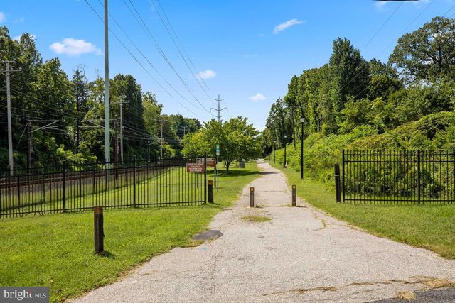 207 HANCE AVE, Linthicum Heights, MD 21090