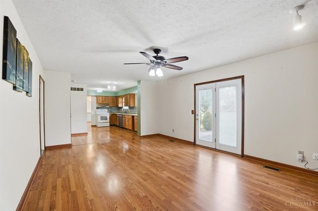 6375 Jamesfield Ct, Fairfield, OH 45014