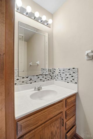 6375 Jamesfield Ct, Fairfield, OH 45014