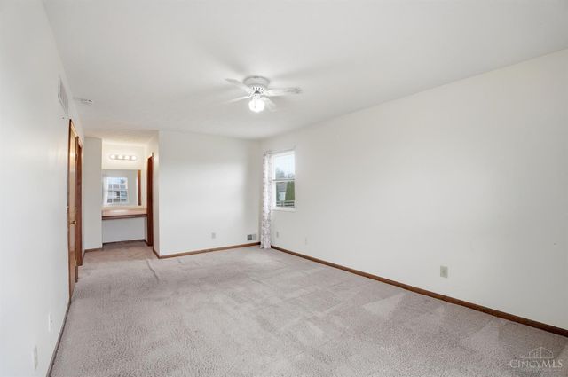 6375 Jamesfield Ct, Fairfield, OH 45014