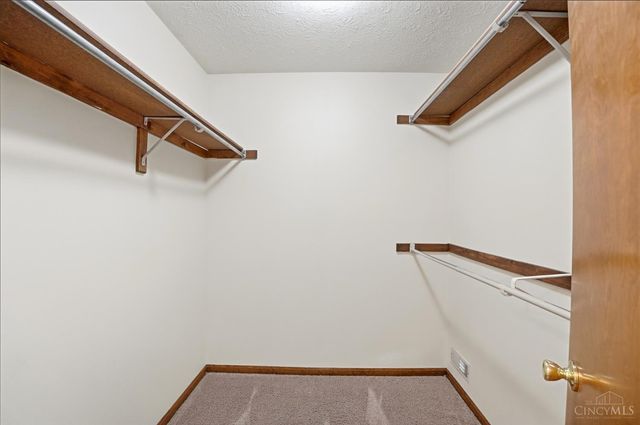 6375 Jamesfield Ct, Fairfield, OH 45014