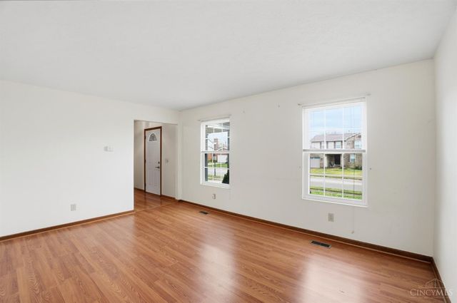 6375 Jamesfield Ct, Fairfield, OH 45014