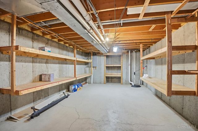 6375 Jamesfield Ct, Fairfield, OH 45014