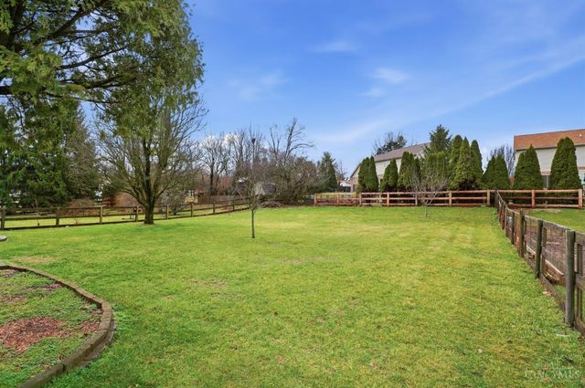 6375 Jamesfield Ct, Fairfield, OH 45014