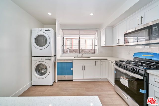 830 S Norton Avenue, Los Angeles, CA 90005