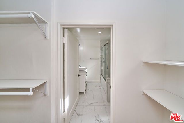 830 S Norton Avenue, Los Angeles, CA 90005